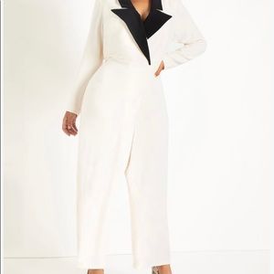 ELOQUII Plus Size Tuxedo Collar Jumpsuit